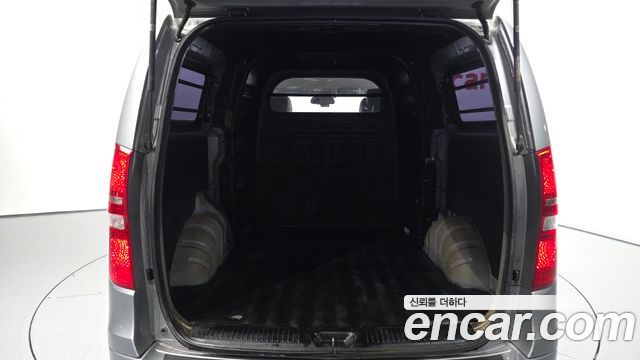Hyundai Starex 2018 — photo 25