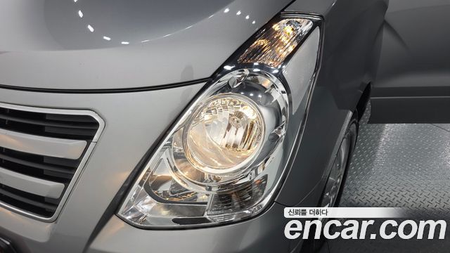 Hyundai Starex 2018 — photo 8