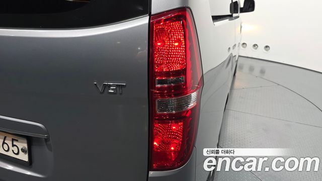 Hyundai Starex 2018 — photo 9