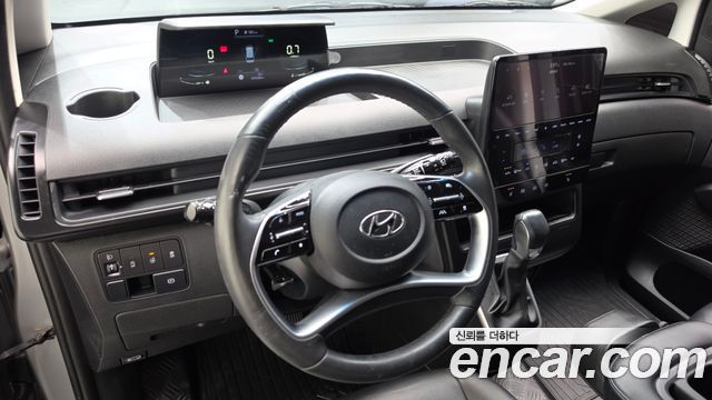 Hyundai Staria 2022 — photo 7