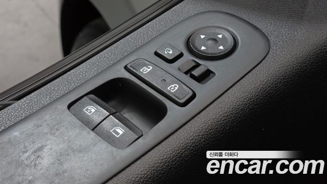 Hyundai Staria 2022 — photo 14