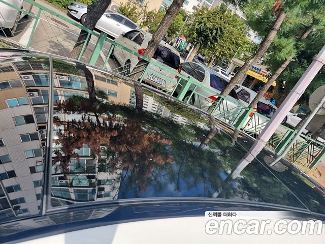 Mercedes-Benz S-Class 2023 — photo 8