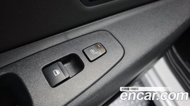 Hyundai AVANTE 2021 — photo 18