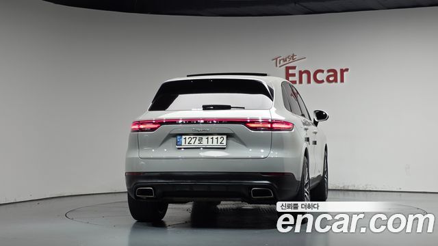 Porsche Cayenne 2021 — photo 4