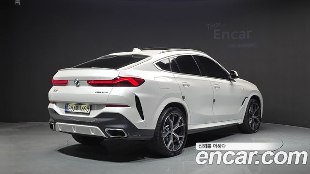 BMW X6 2022 — photo 2