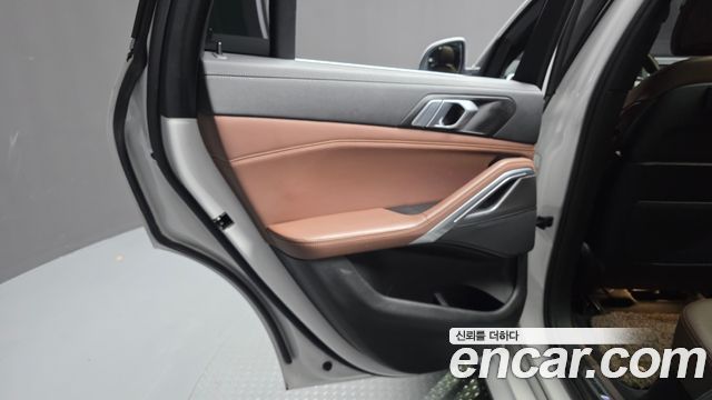 BMW X6 2022 — photo 15