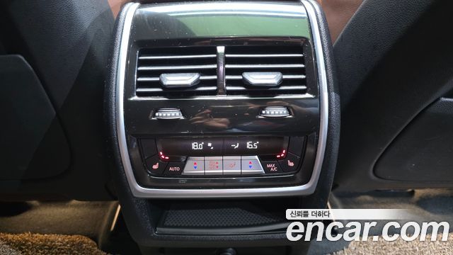BMW X6 2022 — photo 34
