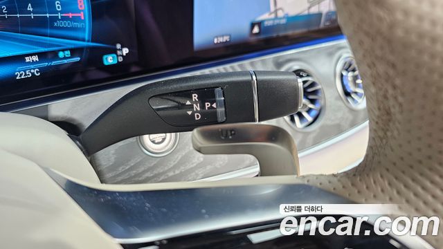 Mercedes-Benz AMG GT 2026 — photo 12