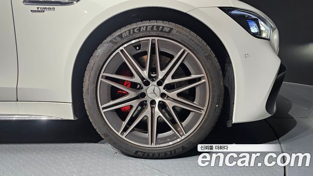 Mercedes-Benz AMG GT 2026 — photo 7