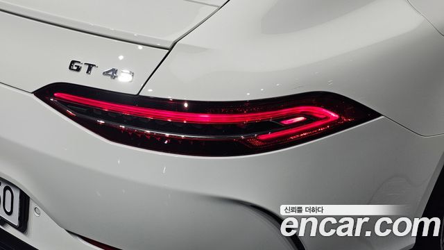 Mercedes-Benz AMG GT 2026 — photo 9