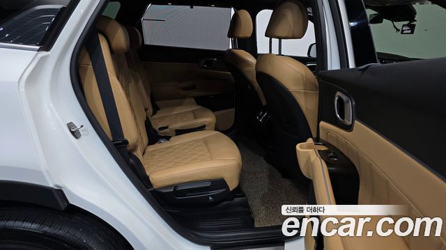 Kia Sorento 2021 — photo 18