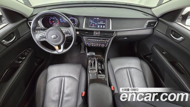 Kia K5 2016 — photo 10