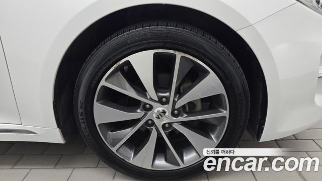 Kia K5 2016 — photo 7
