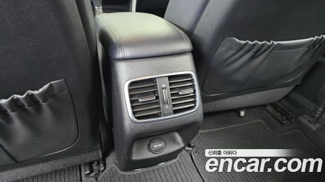 Kia K5 2016 — photo 31