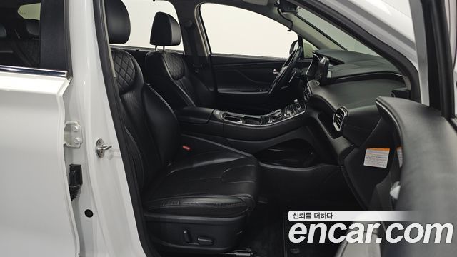 Hyundai Santafe 2022 — photo 13