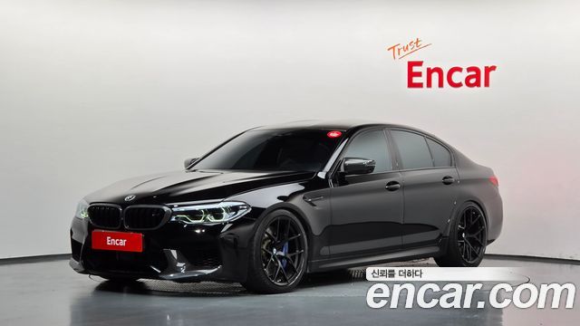 BMW M5 2018 — photo 1