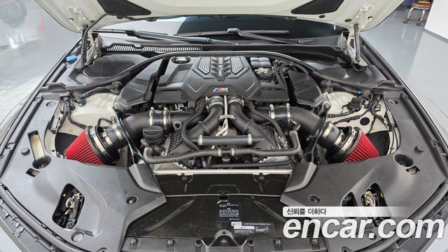 BMW M5 2018 — photo 6