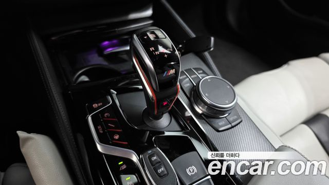 BMW M5 2018 — photo 9