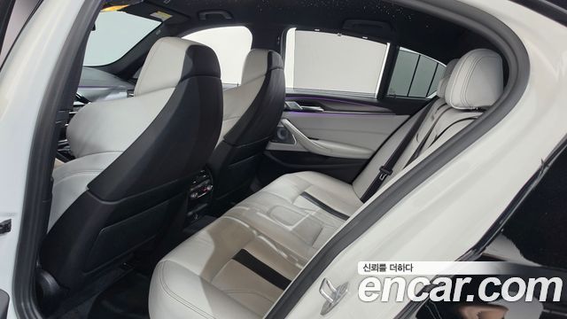 BMW M5 2018 — photo 12