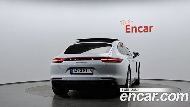 Porsche Panamera 2018 — photo 4