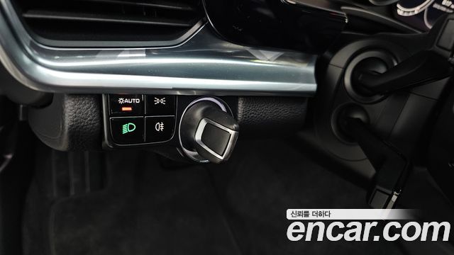 Porsche Panamera 2018 — photo 25