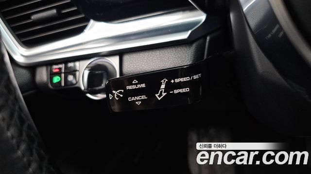 Porsche Panamera 2018 — photo 26