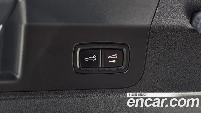 Porsche Panamera 2018 — photo 31