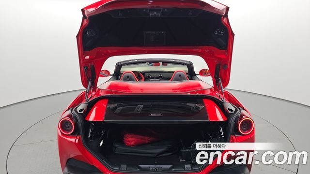 Ferrari Portofino 2019 — photo 31