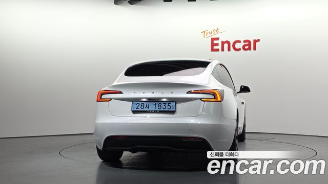Tesla Model 3 2025 — photo 4