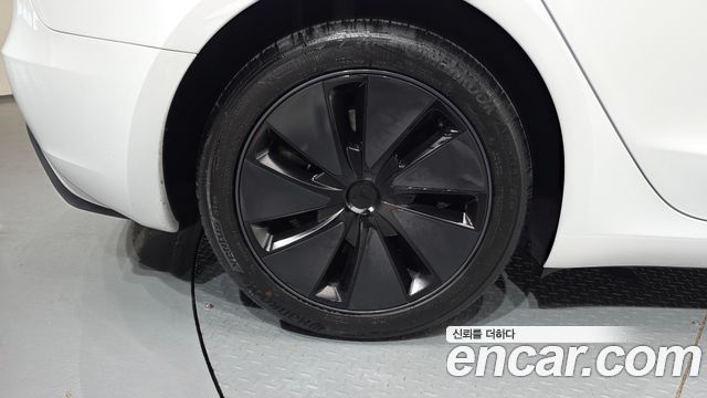 Tesla Model 3 2025 — photo 5