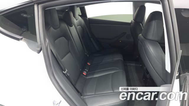 Tesla Model 3 2025 — photo 11
