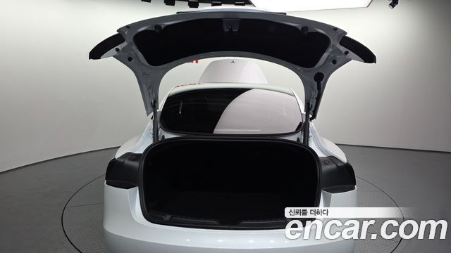 Tesla Model 3 2025 — photo 20