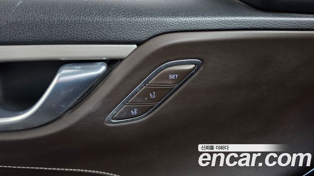 Hyundai Grandeur 2018 — photo 22