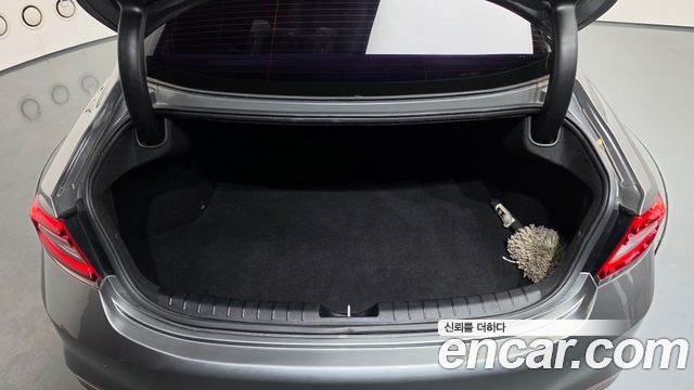 Hyundai Grandeur 2018 — photo 24