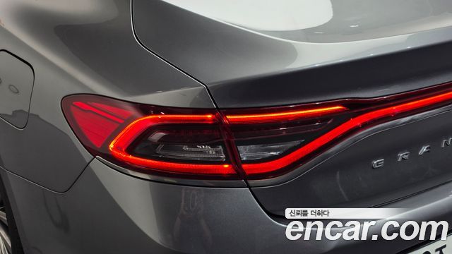 Hyundai Grandeur 2018 — photo 9