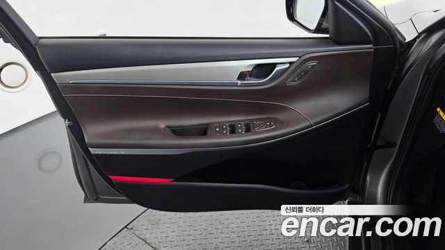 Hyundai Grandeur 2018 — photo 14