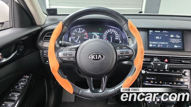 Kia K7 2020 — photo 12