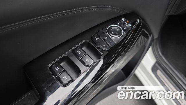 Kia K7 2020 — photo 13