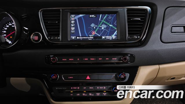Kia Canival 2020 — photo 19
