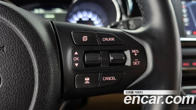 Kia Canival 2020 — photo 22