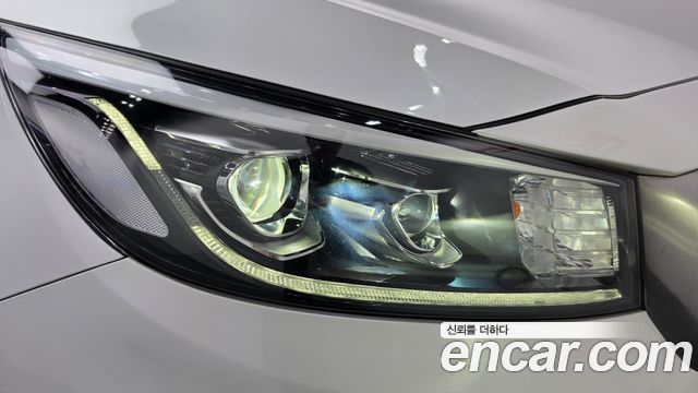 Kia Canival 2020 — photo 8