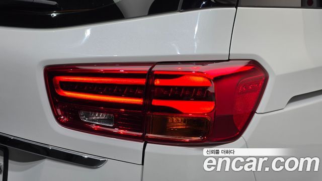 Kia Canival 2020 — photo 9