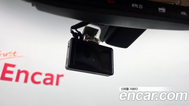 Kia Canival 2020 — photo 27