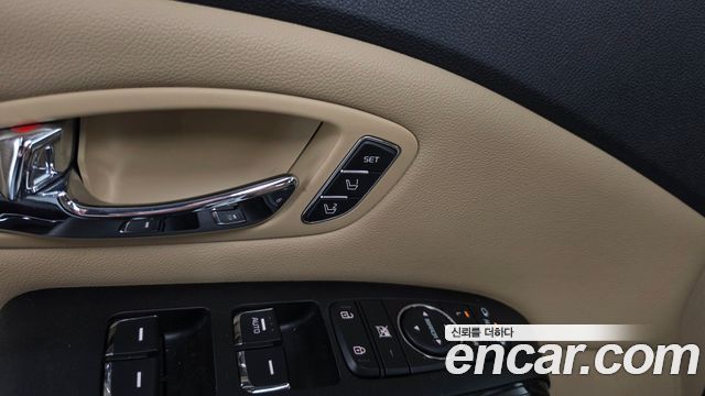 Kia Canival 2020 — photo 33