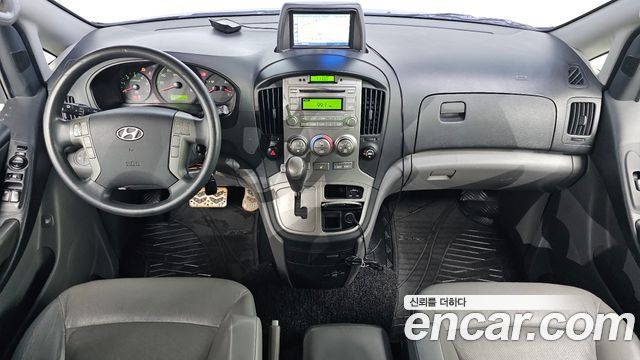 Hyundai Starex 2015 — photo 10