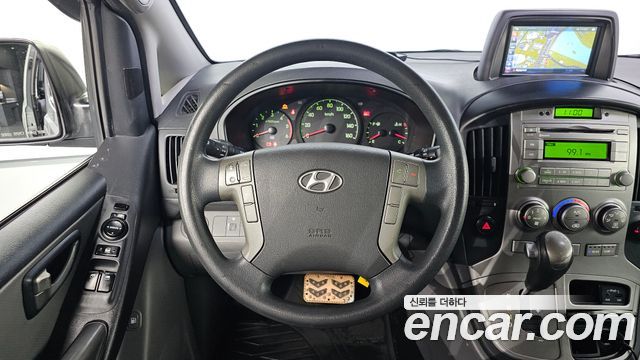 Hyundai Starex 2015 — photo 20