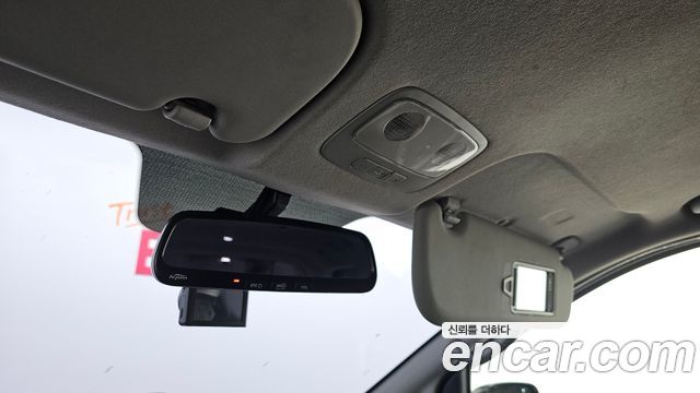 Hyundai Starex 2015 — photo 26