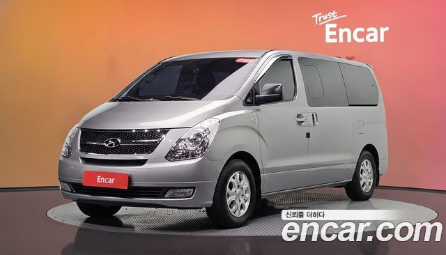 Hyundai Starex 2015 — photo 1