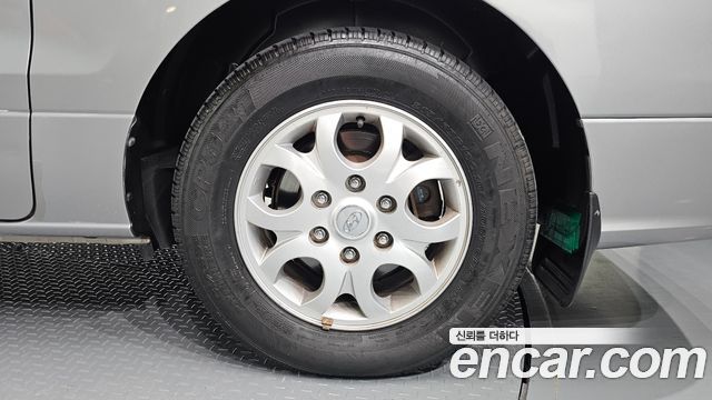 Hyundai Starex 2015 — photo 7