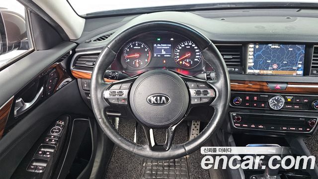 Kia K7 2016 — photo 19